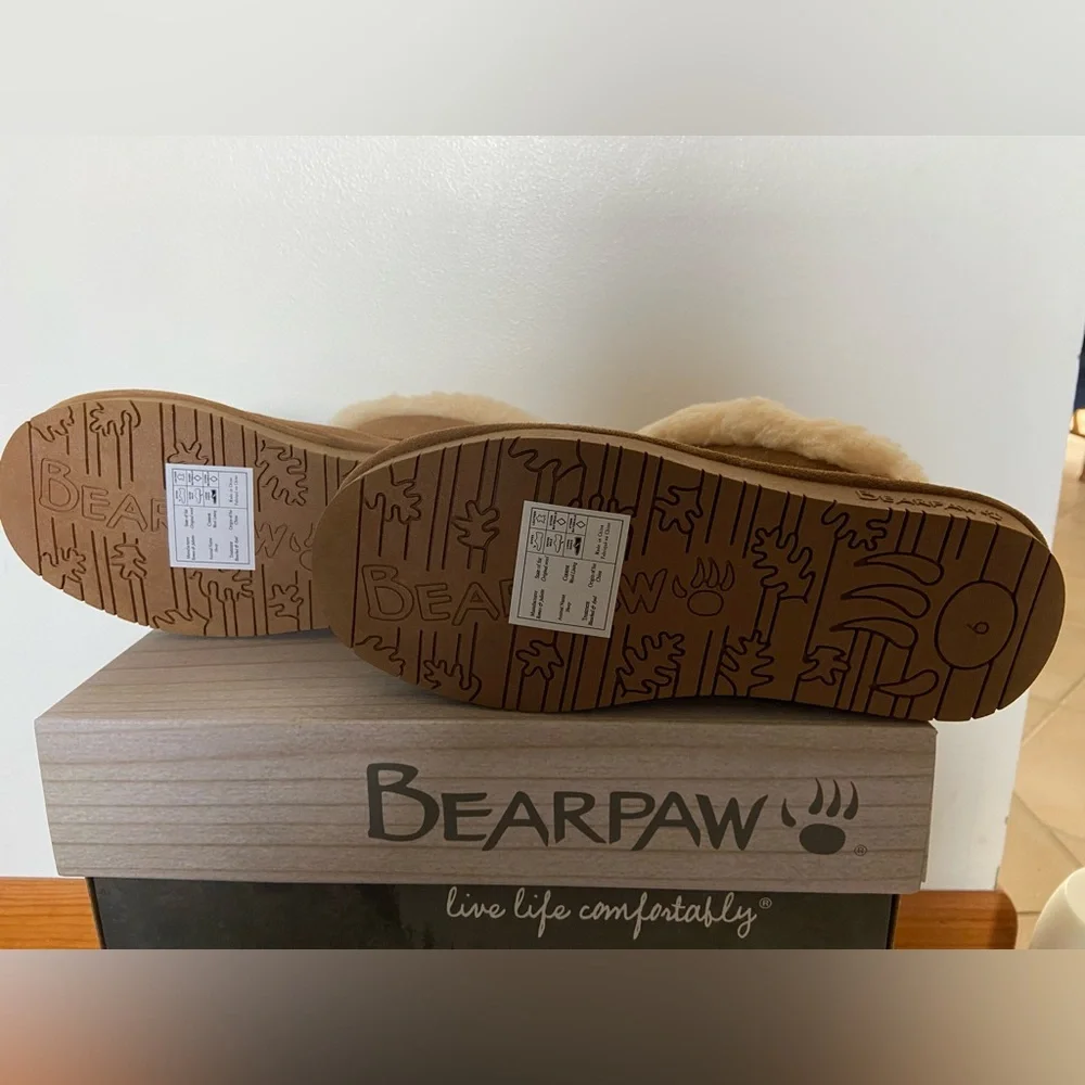 NEW! BearPaw Heidi Tan Shearling-Lined Boots Size 6